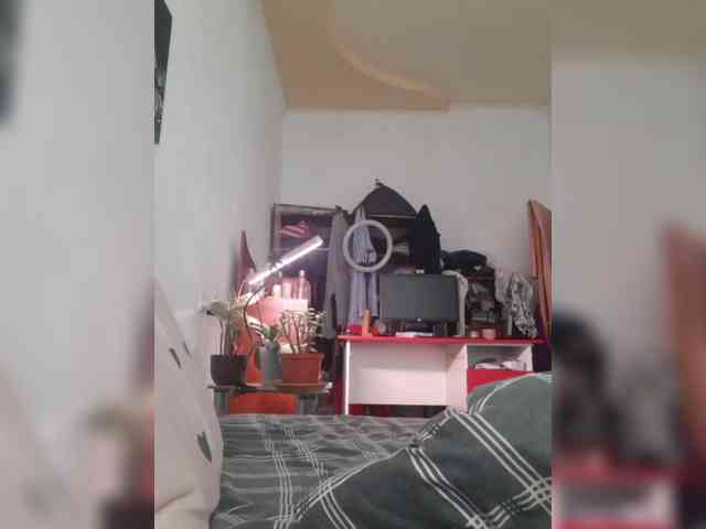 OlgaSaphire webcam
