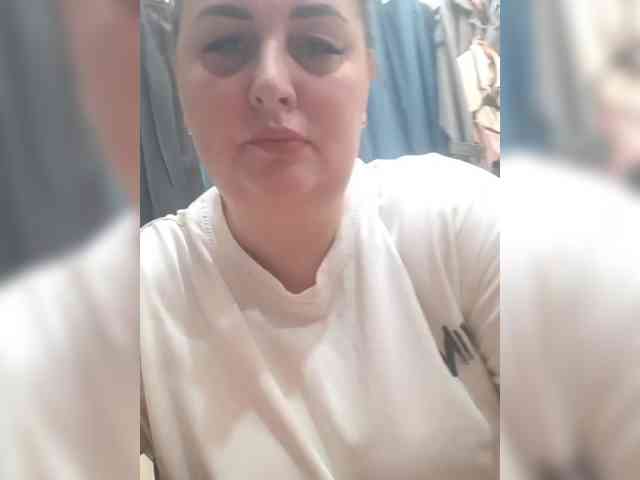 OlgaSaphire webcam