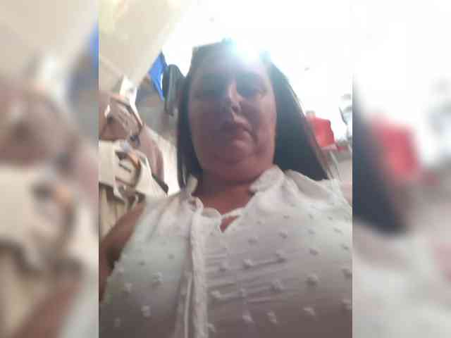OlgaSaphire webcam