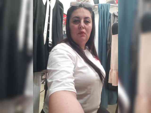 OlgaSaphire webcam