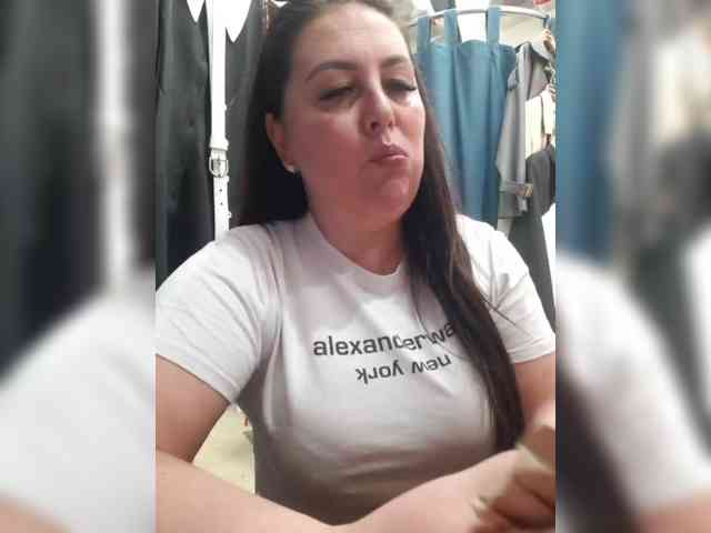 OlgaSaphire webcam