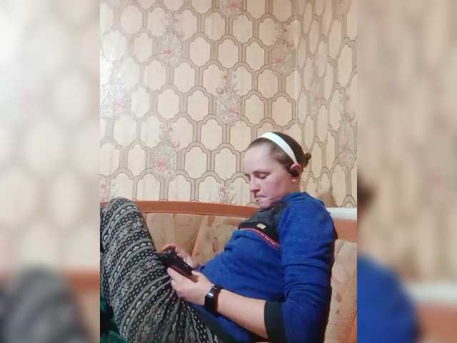 REPTILIAY's BongaCams show and profile