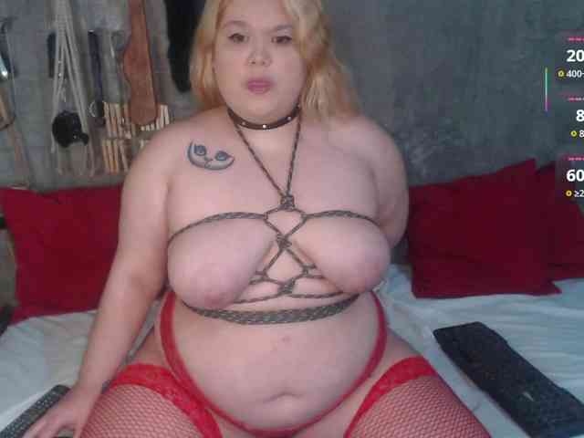 IsabelCristine webcam