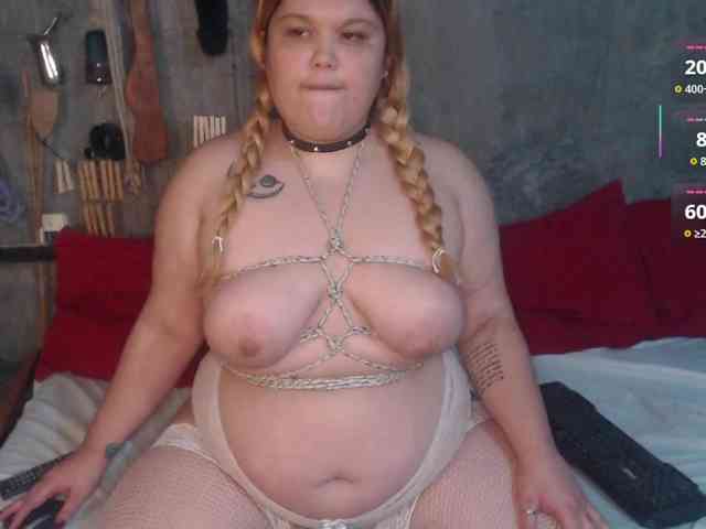 IsabelCristine webcam