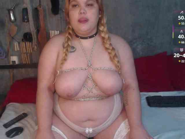 IsabelCristine webcam