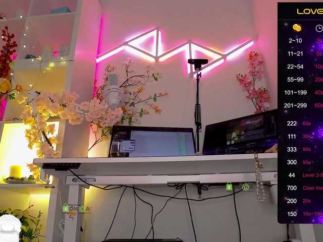 ELENA-XXX Live Webcam on BongaCams