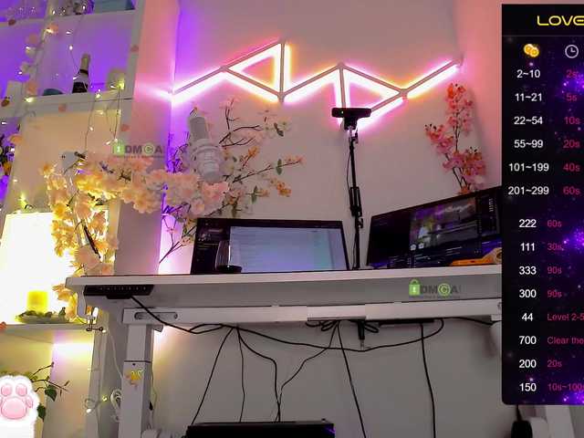 ELENA-XXX's BongaCams show and profile