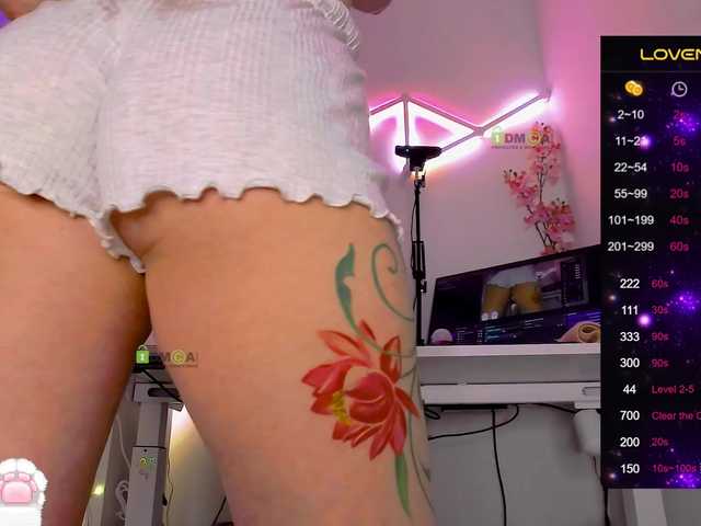 go to chat with _Marilyn_