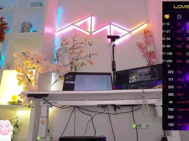 ELENA-XXX's webcam live show
