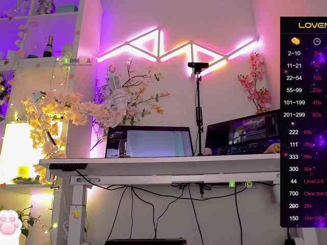 ELENA-XXX Live Webcam on BongaCams