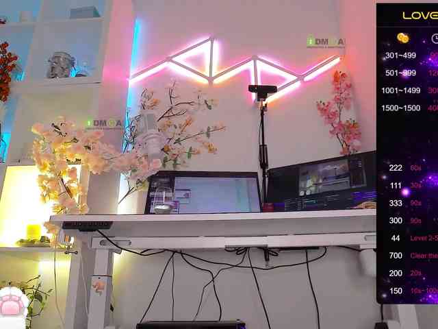 ELENA-XXX's webcam live show