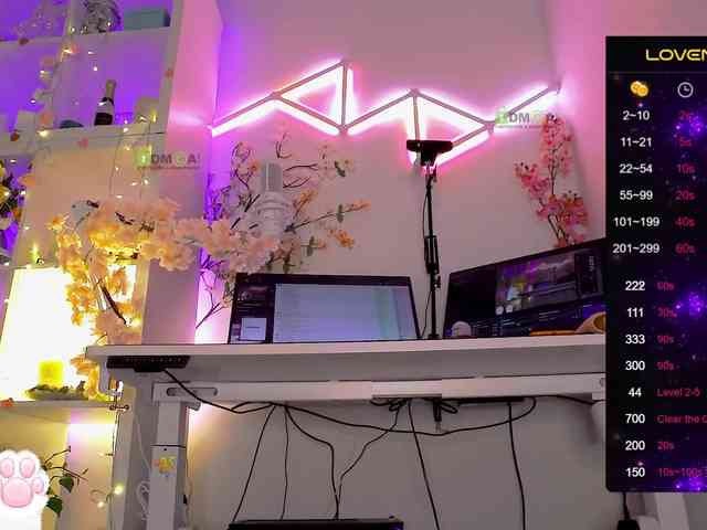 ELENA-XXX Live Webcam on BongaCams