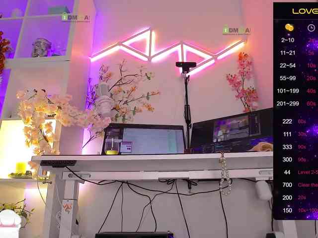 ELENA-XXX Live Webcam on BongaCams