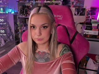 ChloeKohaku Porn Show