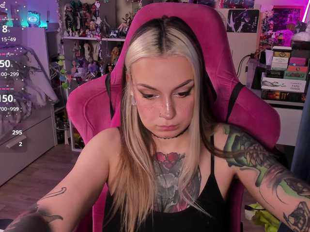 ChloeKohaku's BongaCams show and profile