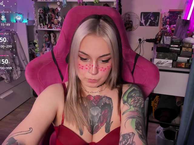 ChloeKohaku's BongaCams show and profile