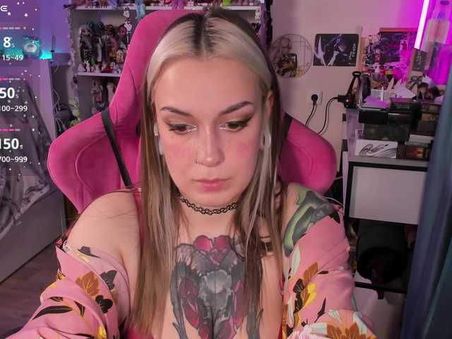 ChloeKohaku's BongaCams show and profile