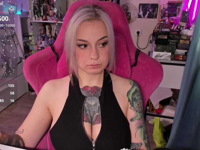 ChloeKohaku's BongaCams show and profile