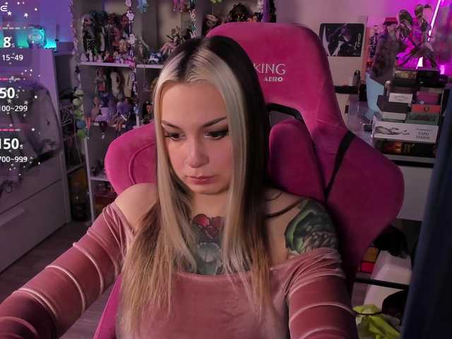 ChloeKohaku's BongaCams show and profile