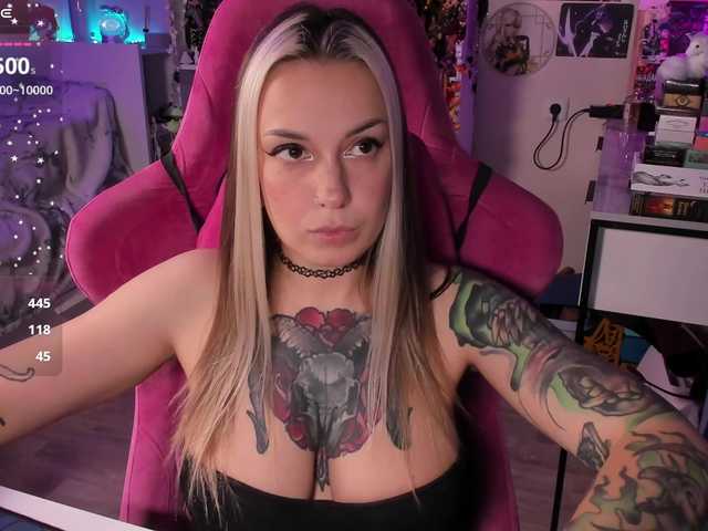 ChloeKohaku's BongaCams show and profile