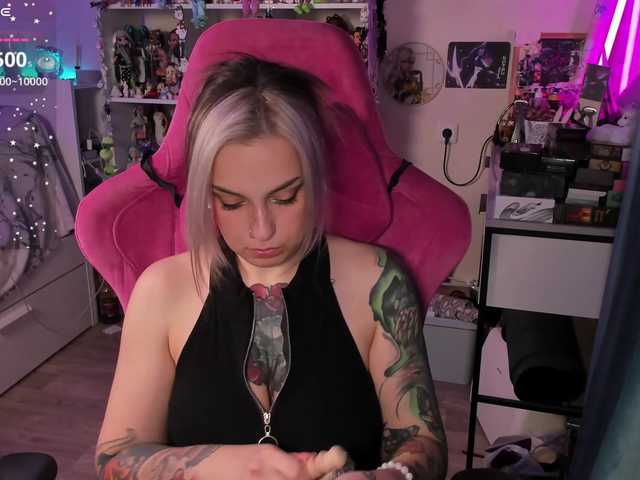 ChloeKohaku's BongaCams show and profile