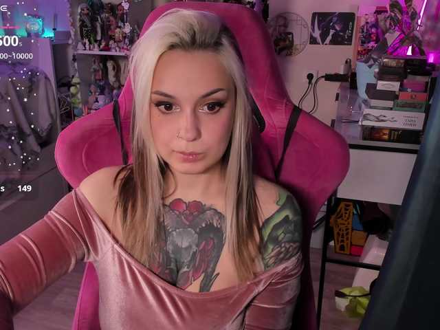 ChloeKohaku's BongaCams show and profile