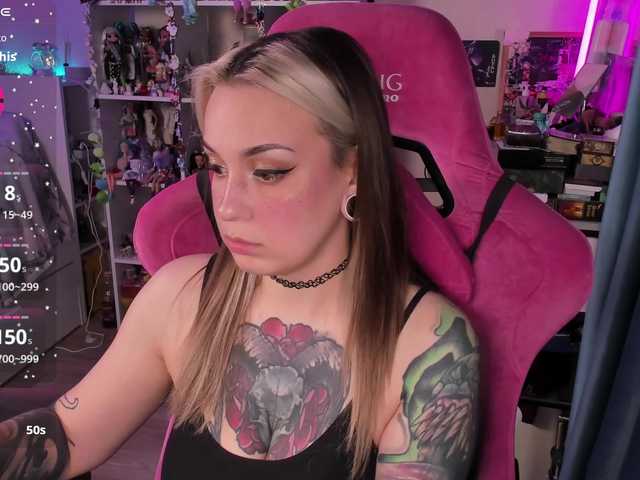 ChloeKohaku's BongaCams show and profile