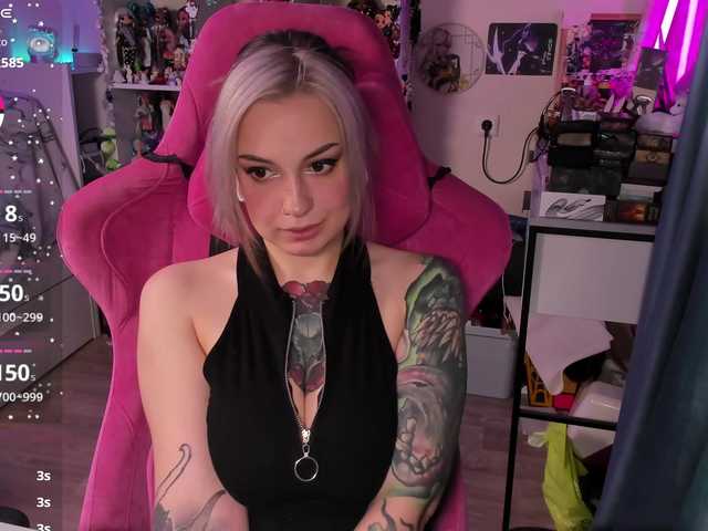 ChloeKohaku's BongaCams show and profile