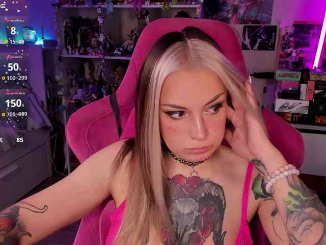 ChloeKohaku webcam