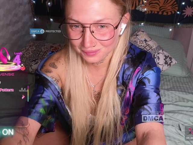 dvenasti's BongaCams show and profile