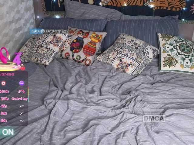 dvenasti's BongaCams show and profile