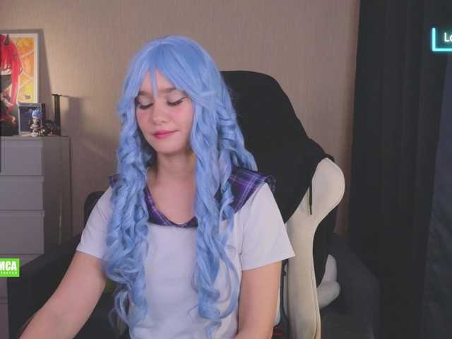 CreamMeow's BongaCams show and profile