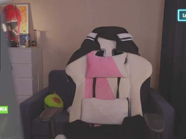 CreamMeow's BongaCams show and profile