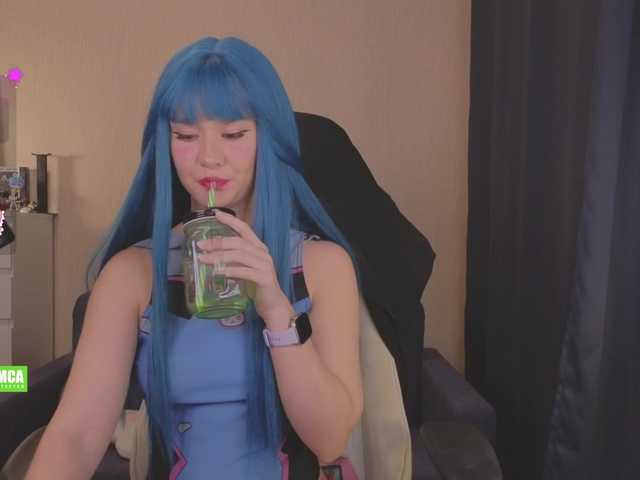 CreamMeow's BongaCams show and profile