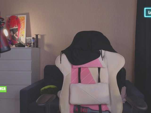 CreamMeow's BongaCams show and profile