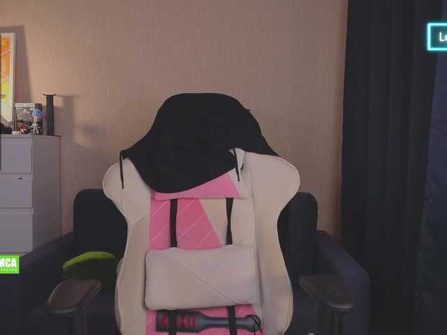 CreamMeow's BongaCams show and profile