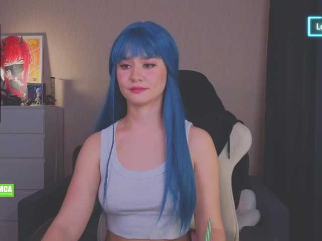 CreamMeow's BongaCams show and profile