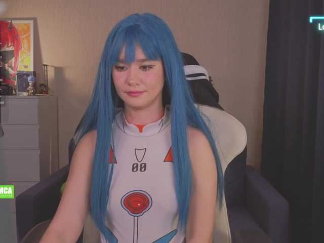 CreamMeow's BongaCams show and profile