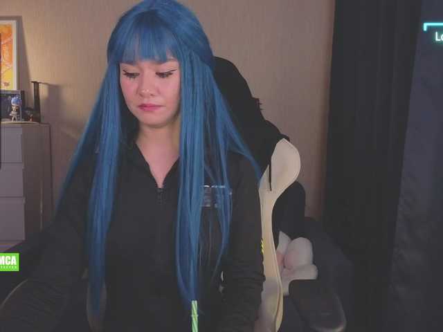 CreamMeow's BongaCams show and profile