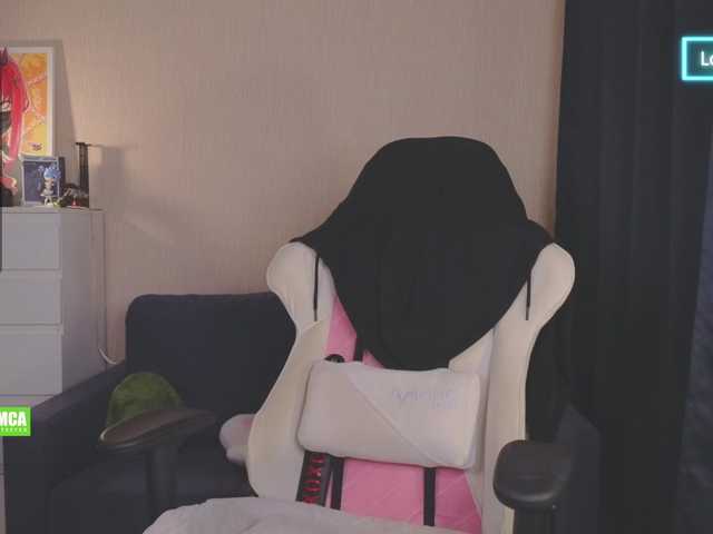 CreamMeow's BongaCams show and profile