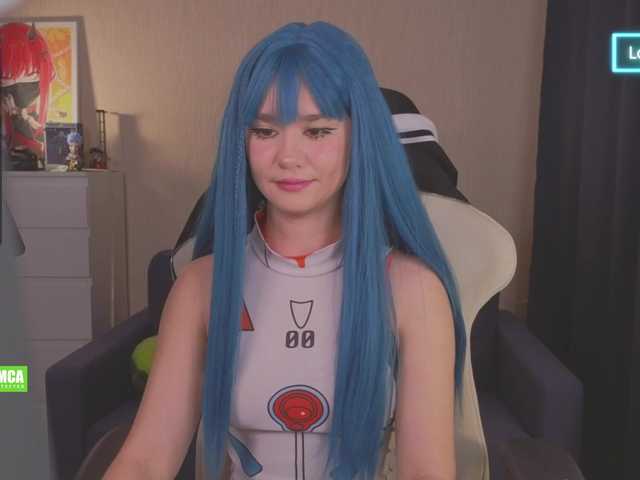 CreamMeow's BongaCams show and profile