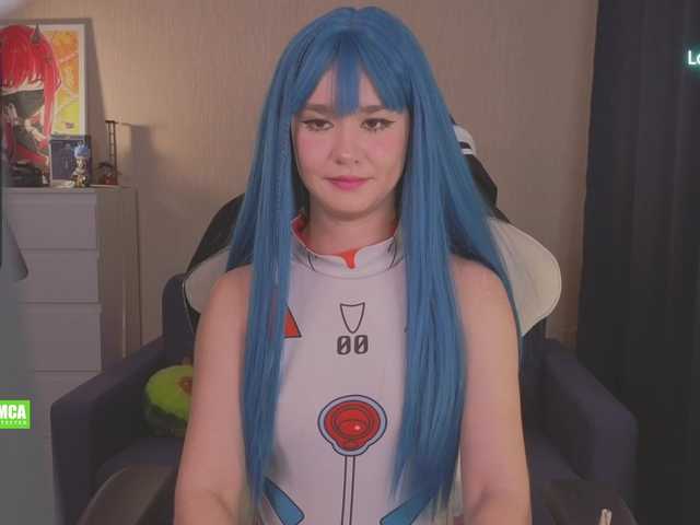 CreamMeow's BongaCams show and profile