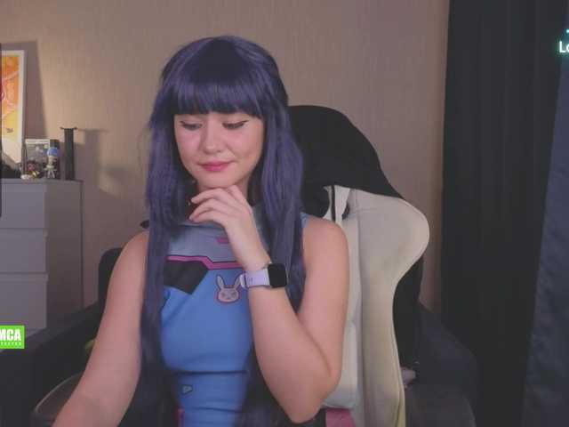 CreamMeow's BongaCams show and profile