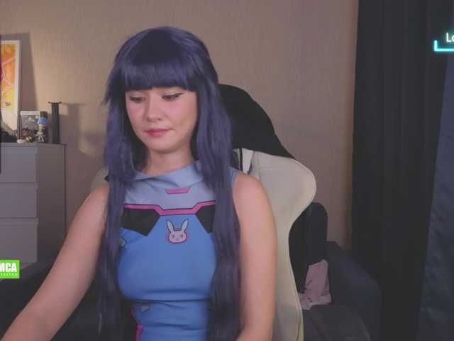 CreamMeow's BongaCams show and profile