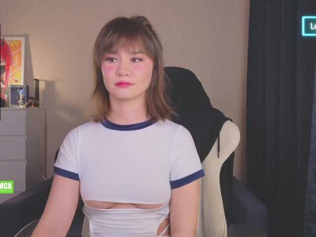 CreamMeow's BongaCams show and profile