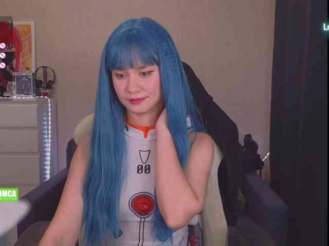 nude webcam CreamMeow