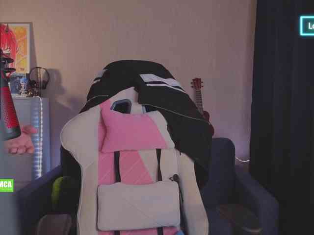 CreamMeow webcam