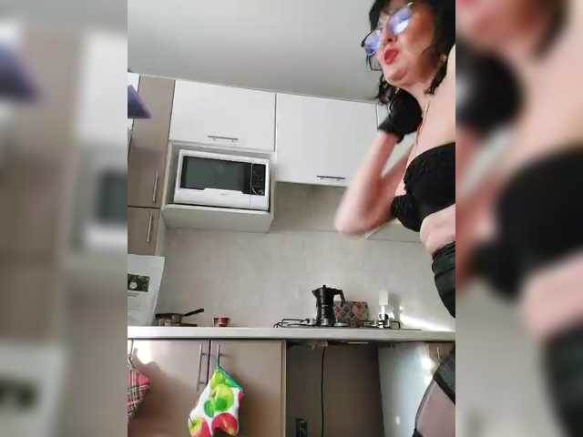 LaliaMia's BongaCams show and profile