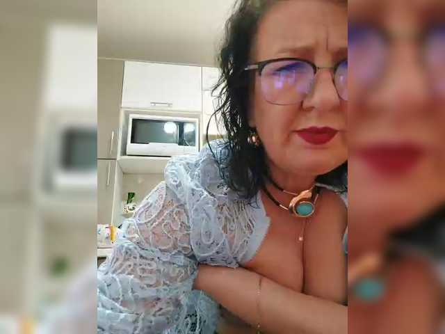 LaliaMia's BongaCams show and profile