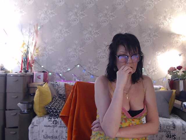 LaliaMia's BongaCams show and profile